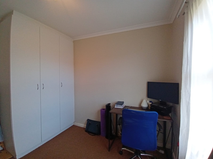 To Let 2 Bedroom Property for Rent in Sonstraal Heights Western Cape